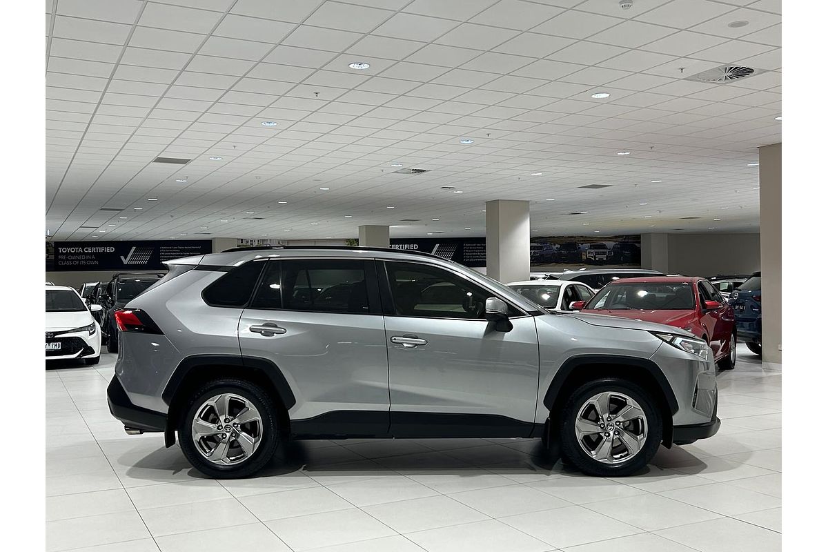 2021 Toyota RAV4 GXL MXAA52R