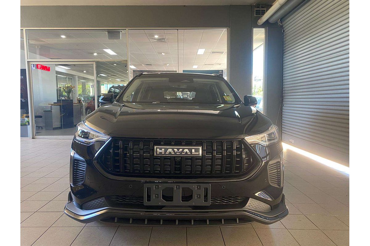 Jolion Pro Ultra Vanta Petrol Auto 4x2