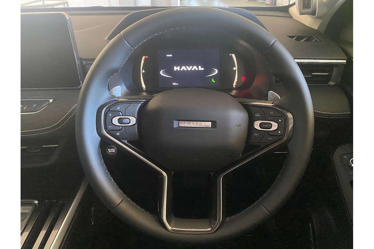 Jolion Pro Ultra Vanta Petrol Auto 4x2