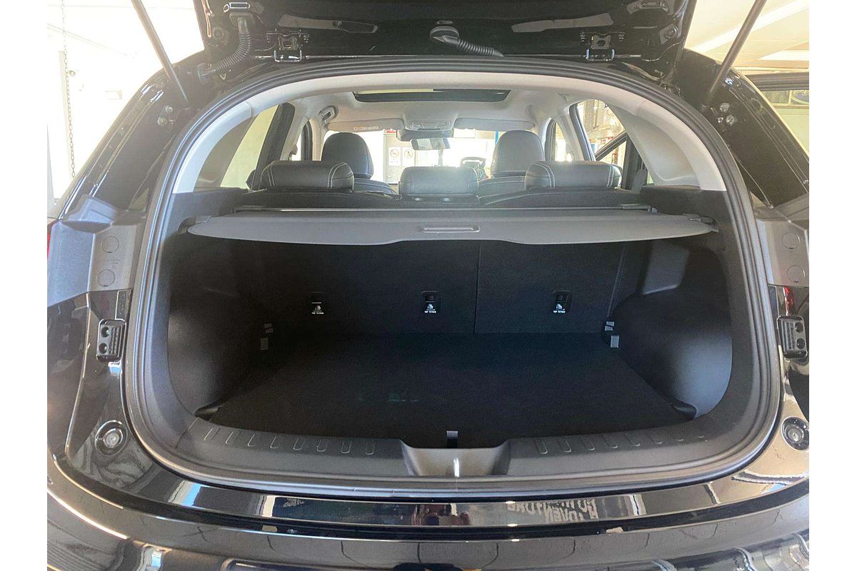 Jolion Pro Ultra Vanta Petrol Auto 4x2