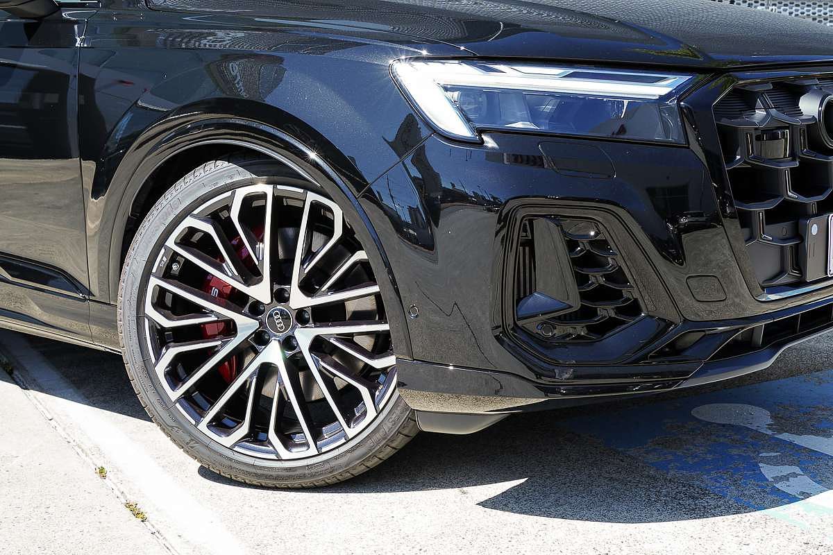 2024 Audi SQ7 TFSI 4M
