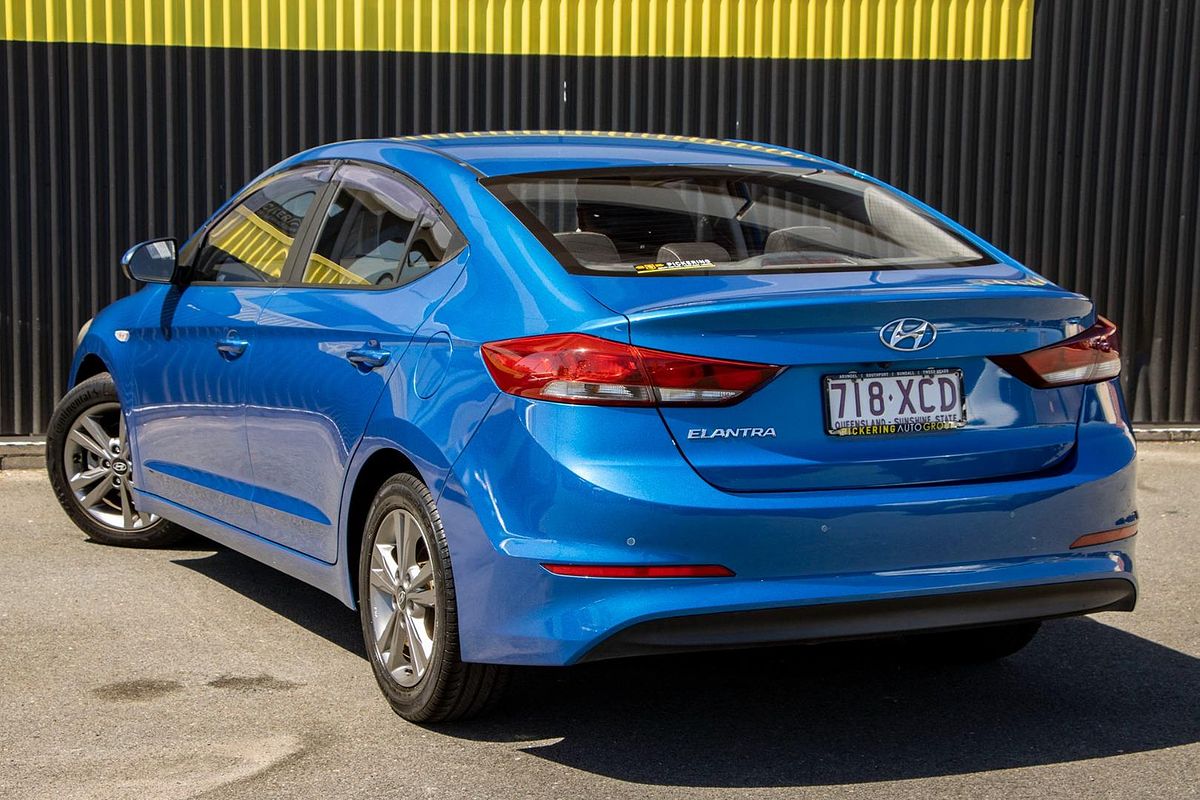 2017 Hyundai Elantra Active AD