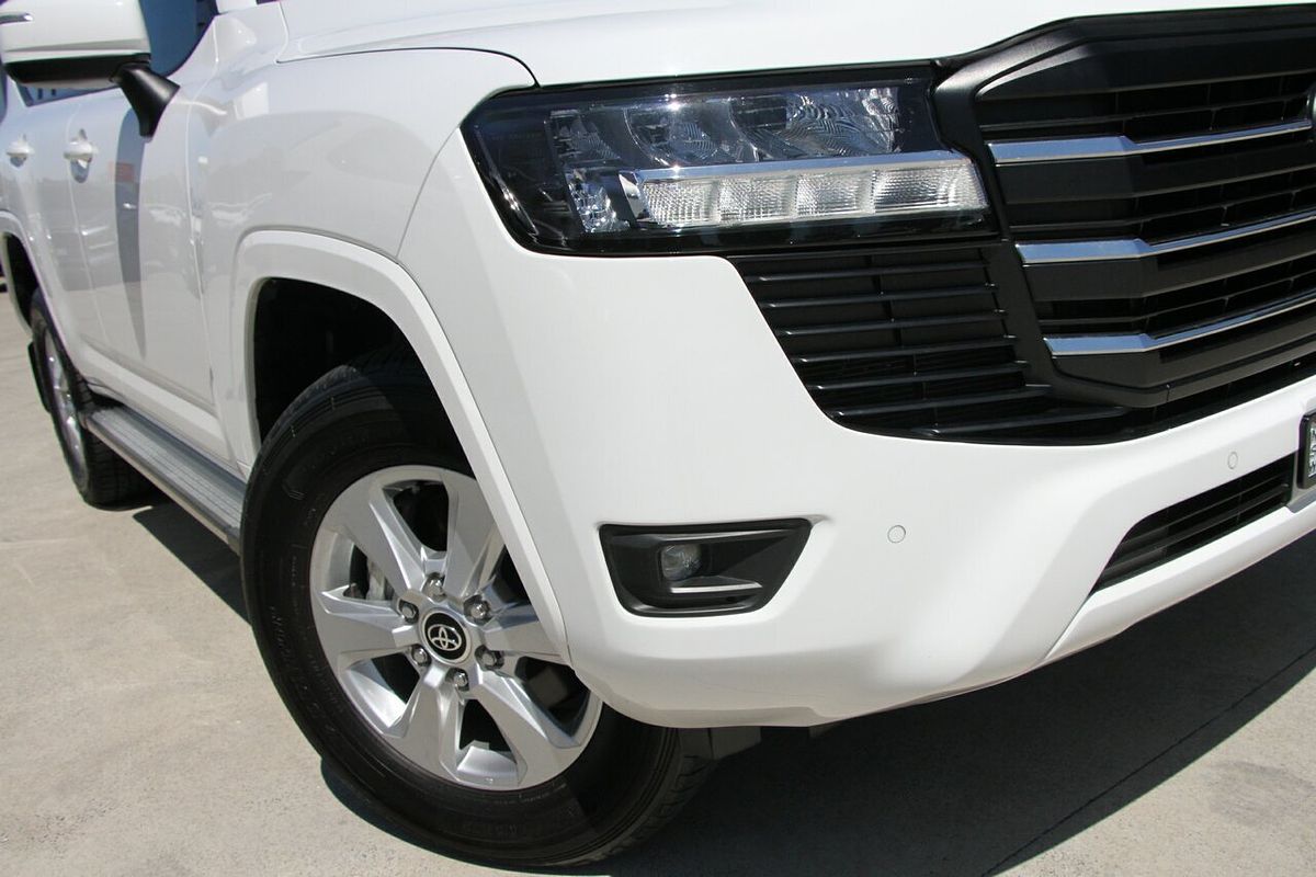 2023 Toyota Landcruiser GXL FJA300R
