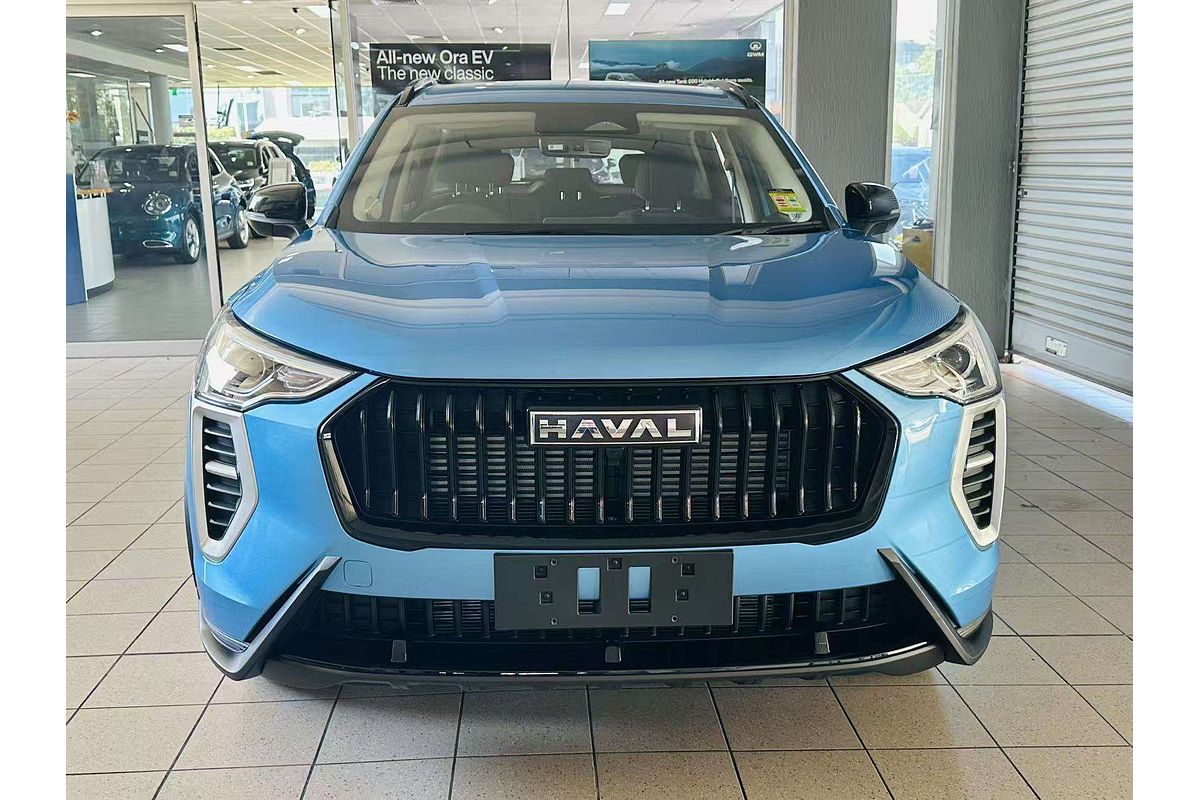 Jolion Facelift Premium Petrol Auto 4x2