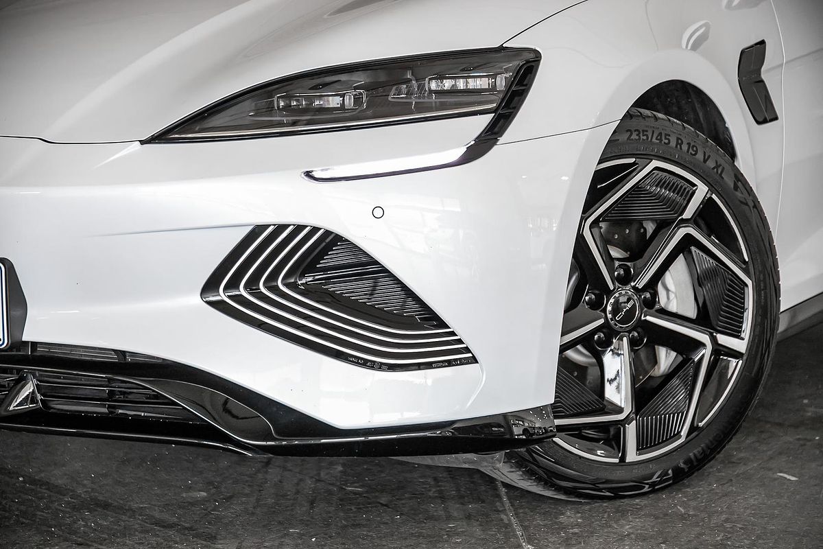 2024 BYD Seal Performance