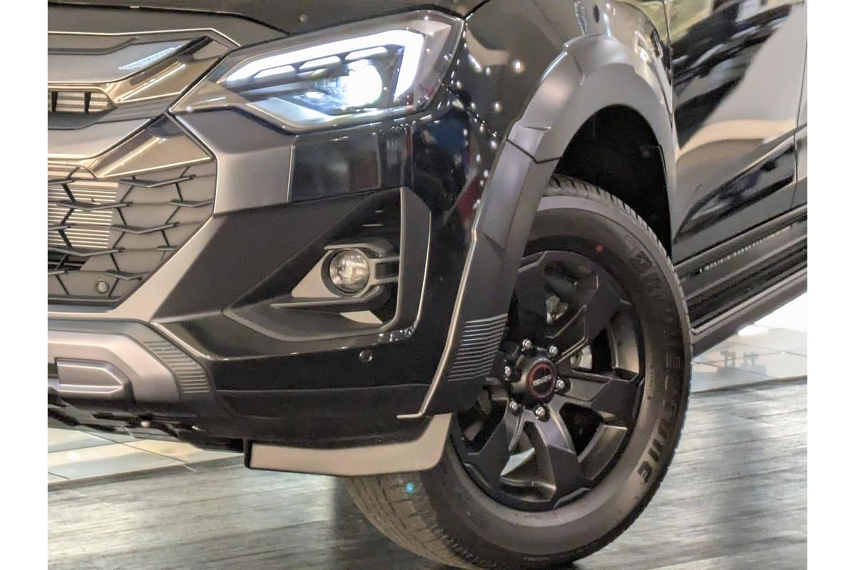 2025 Isuzu D-MAX X-TERRAIN 4X4