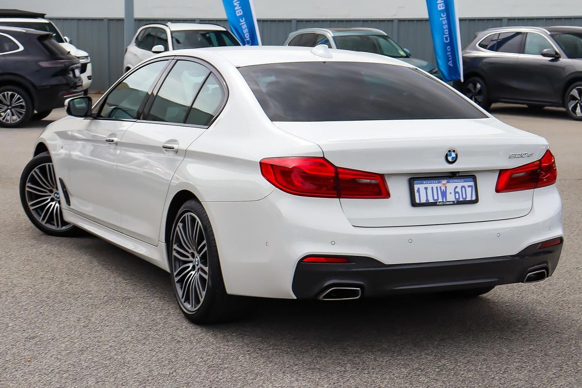 2017 BMW 5 Series 520d M Sport G30