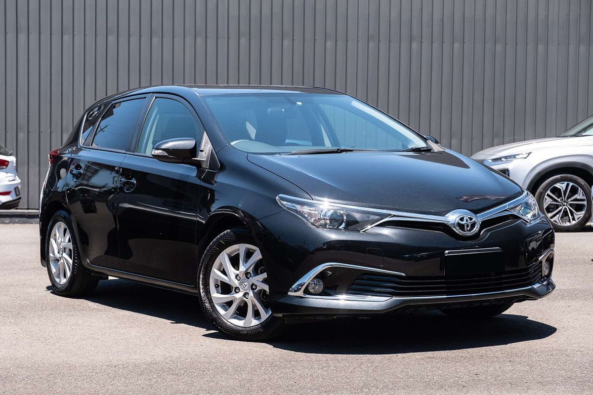 2016 Toyota Corolla Ascent Sport ZRE182R