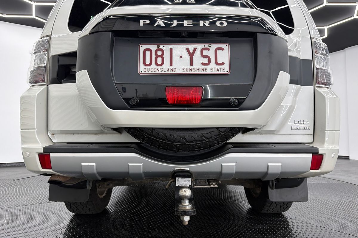 2017 Mitsubishi Pajero Exceed NX