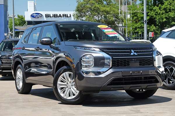 2024 Mitsubishi Outlander ES ZM