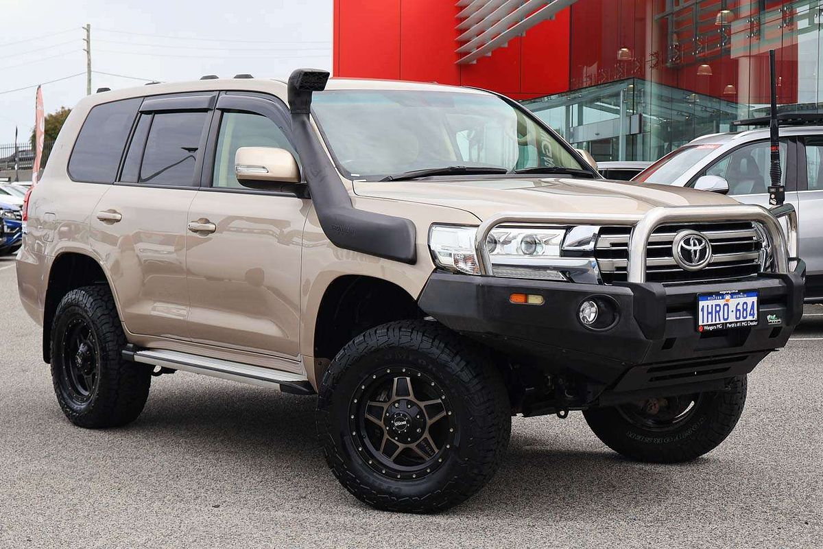 2016 Toyota Landcruiser GXL VDJ200R