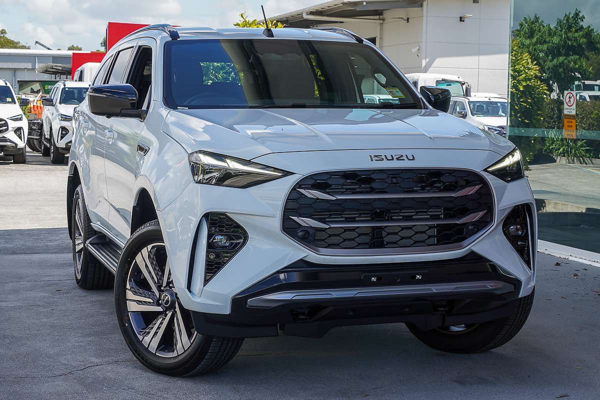 2025 Isuzu MU-X LS-T
