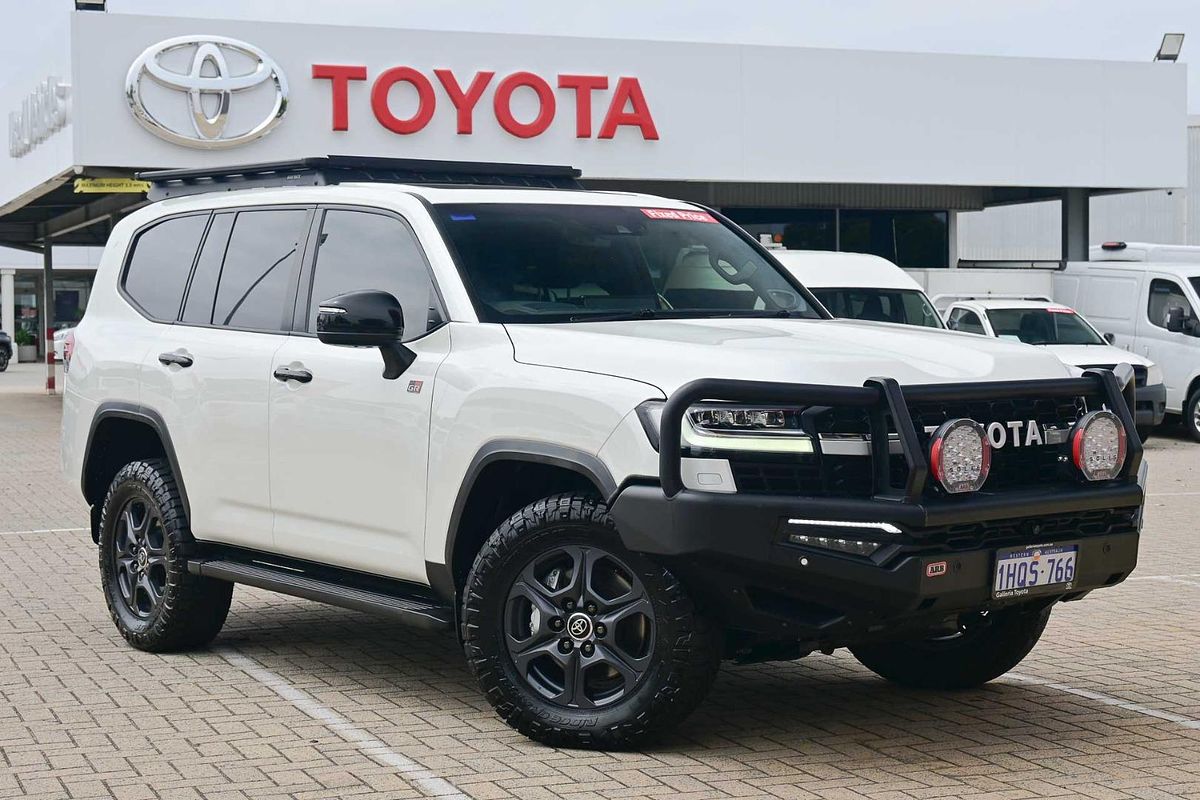2022 Toyota Landcruiser GR Sport FJA300R