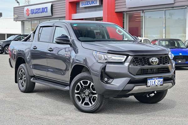 2024 Toyota Hilux SR5 GUN126R 4X4
