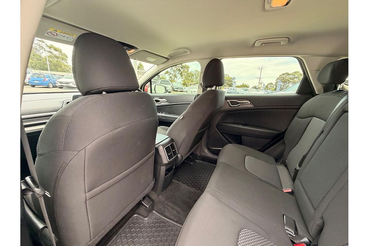 2022 Kia Sportage S NQ5