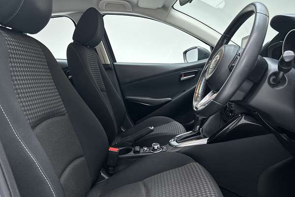 2018 Mazda 2 Maxx DJ Series thumb-12