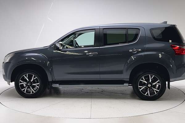 2021 Isuzu MU-X LS-U thumb-4
