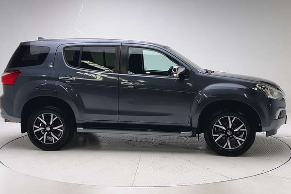 2021 Isuzu MU-X LS-U thumb-8