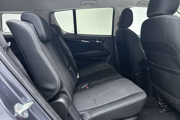 2021 Isuzu MU-X LS-U thumb-11