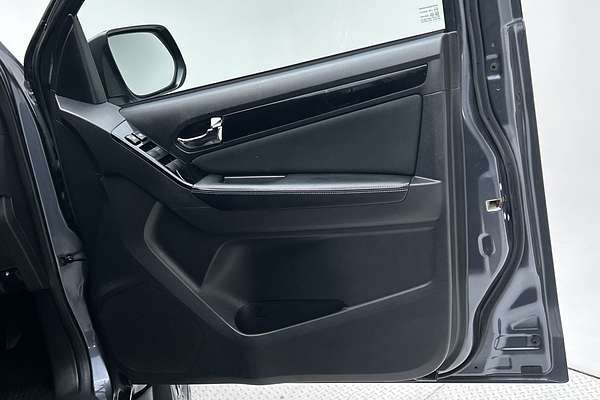 2021 Isuzu MU-X LS-U thumb-18