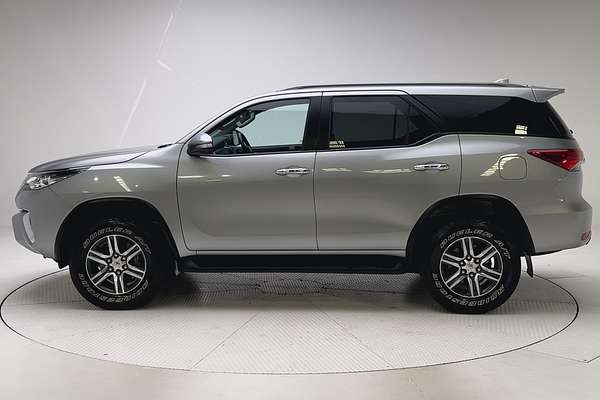 2016 Toyota Fortuner GXL GUN156R thumb-4