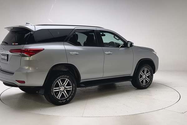 2016 Toyota Fortuner GXL GUN156R thumb-7