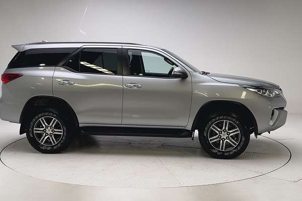 2016 Toyota Fortuner GXL GUN156R thumb-8