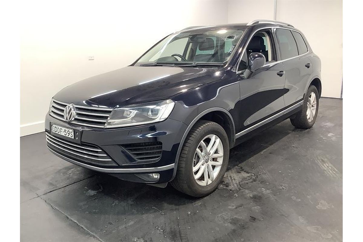 2015 Volkswagen Touareg 150TDI Element 7P