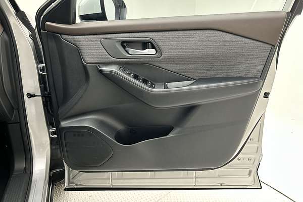 2023 Nissan X-TRAIL ST T33 thumb-18