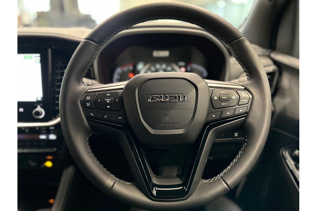 2025 Isuzu MU-X LS-T
