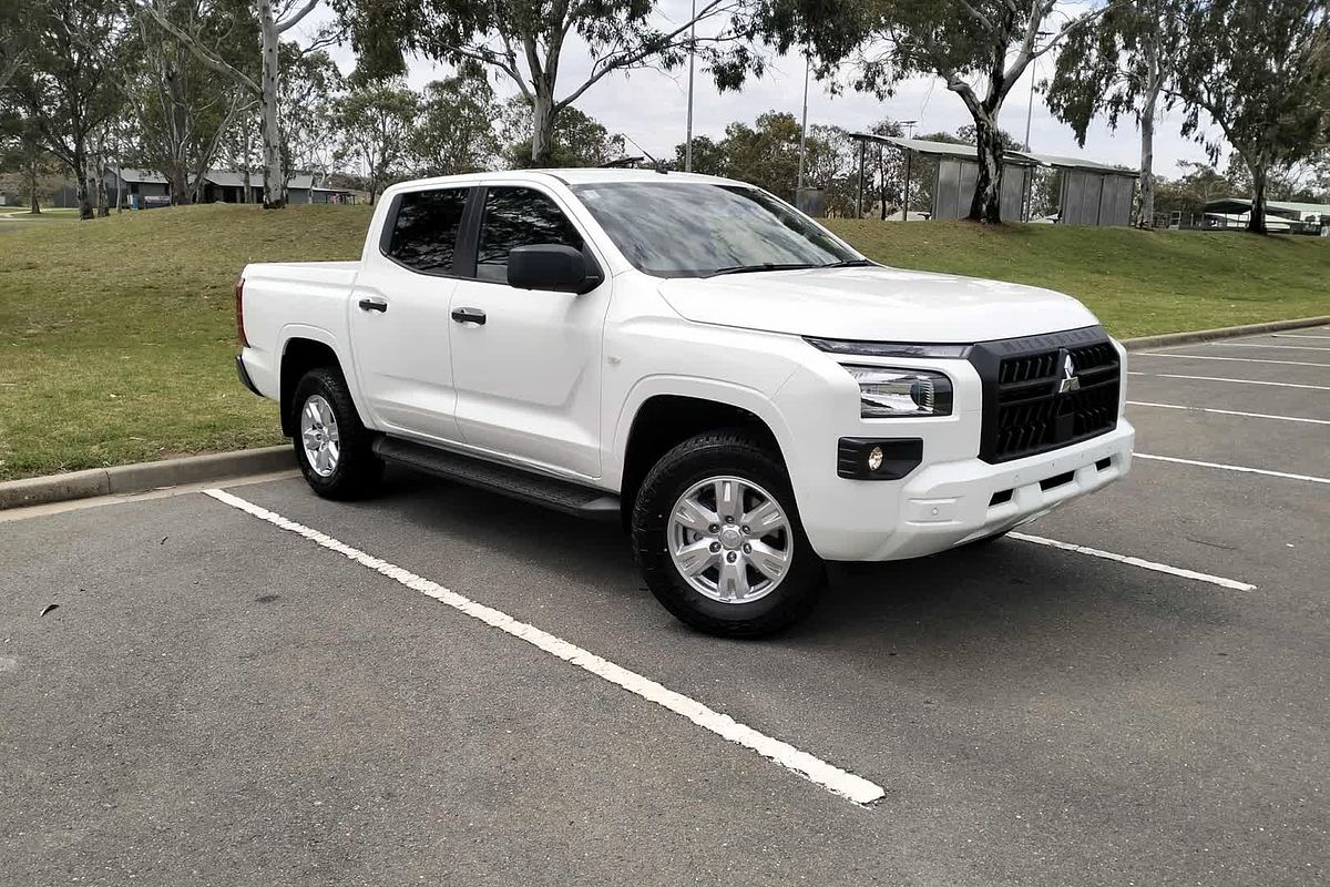 2025 Mitsubishi Triton GLX+ MV 4X4