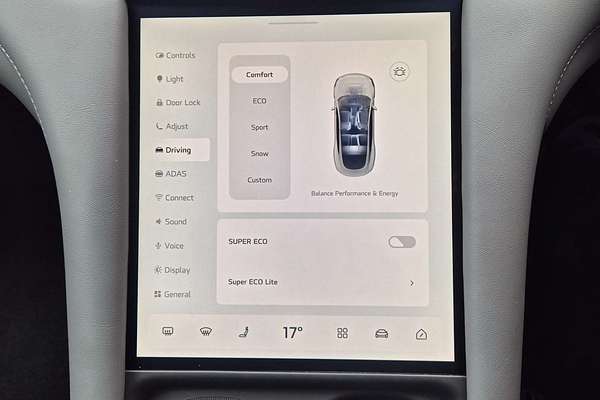 2025 MG IM5 Performance P12L thumb-8