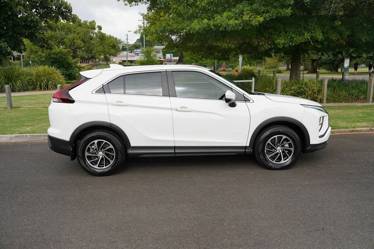 2024 Mitsubishi Eclipse Cross ES YB