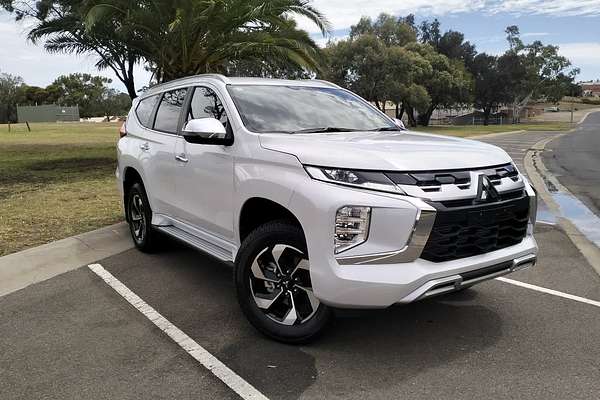 2025 Mitsubishi Pajero Sport GLS QG