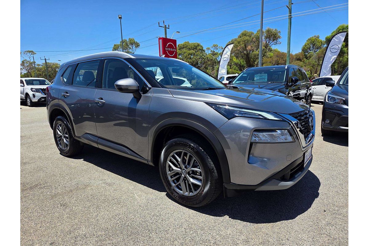 2025 Nissan X-TRAIL ST T33