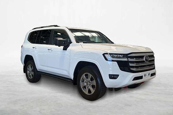 2024 Toyota Landcruiser Sahara FJA300R