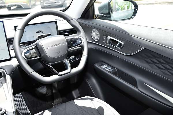 2025 Chery Tiggo 8 Super Hybrid Urban T31 thumb-17