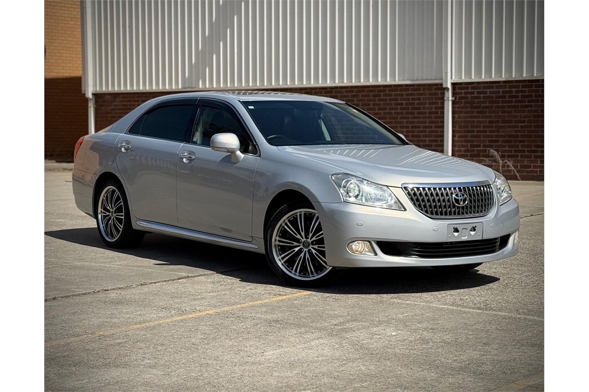 2009 Toyota Crown A Type L Package URS206