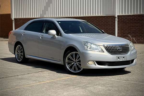 2009 Toyota Crown A Type L Package URS206