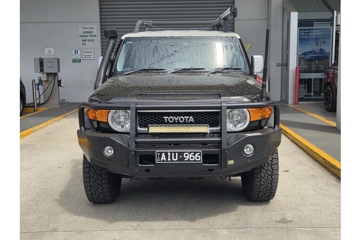 2014 Toyota FJ Cruiser GSJ15R