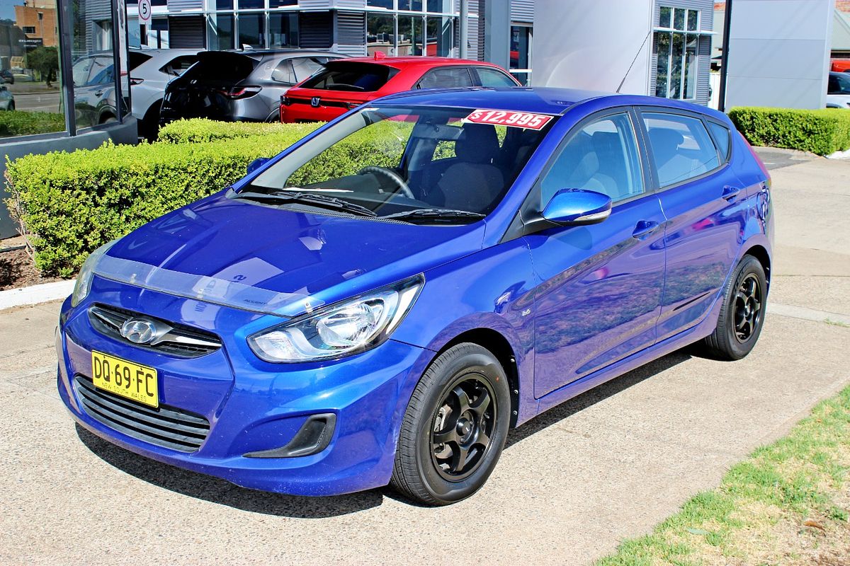 2012 Hyundai Accent Active RB