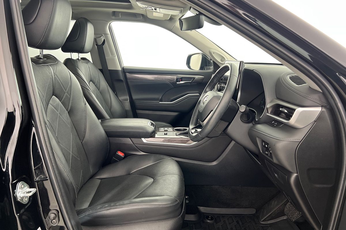 2023 Toyota Kluger Grande AXUH78R