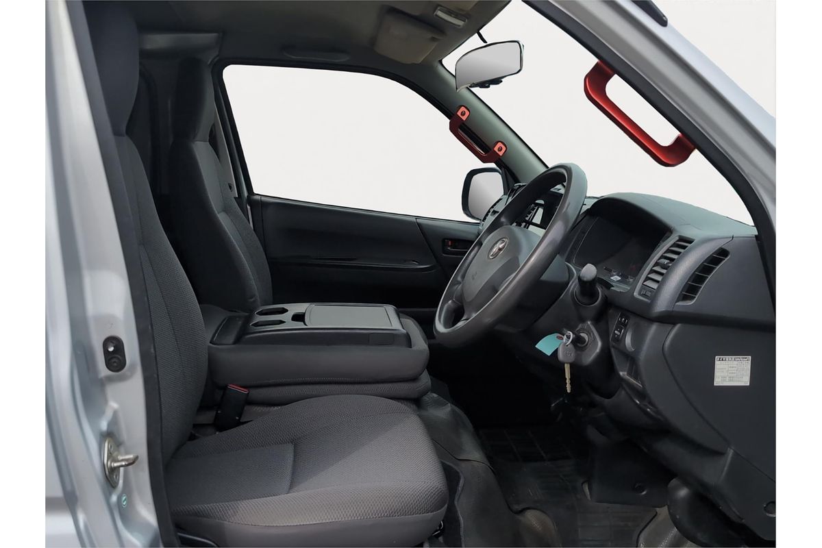 2015 Toyota Hiace Long DX