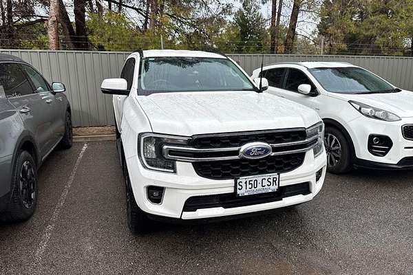 2022 Ford Everest Trend 2.0L thumb-2