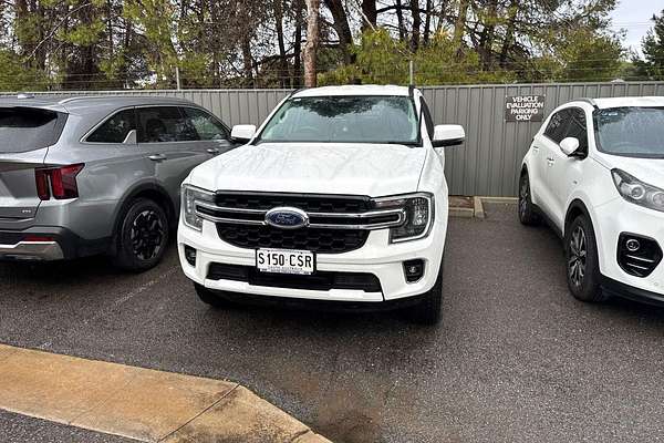 2022 Ford Everest Trend 2.0L thumb-3