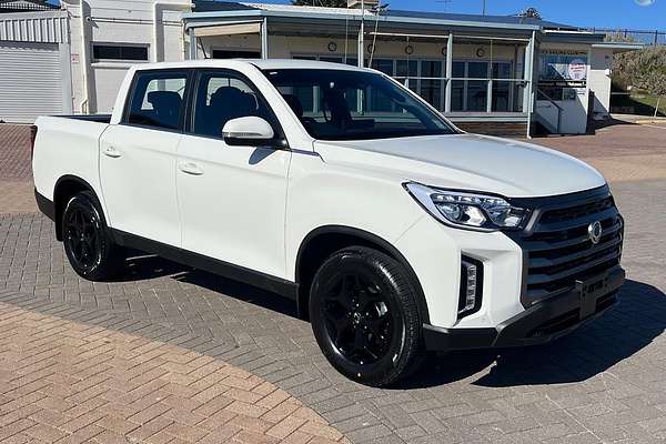 2024 SsangYong Musso Ultimate Q261 4X4 thumb-4