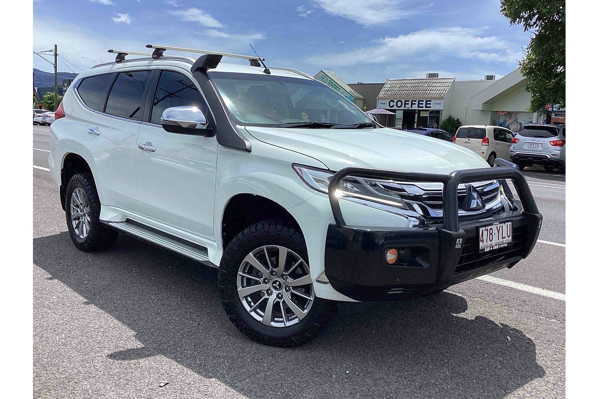 2018 Mitsubishi Pajero Sport GLX QE