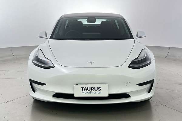 2019 Tesla Model 3 Performance thumb-7