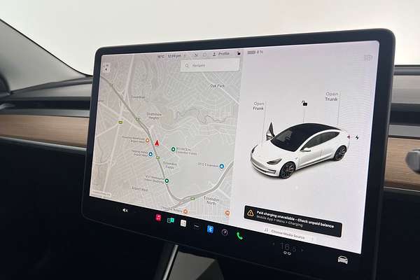 2019 Tesla Model 3 Performance thumb-14