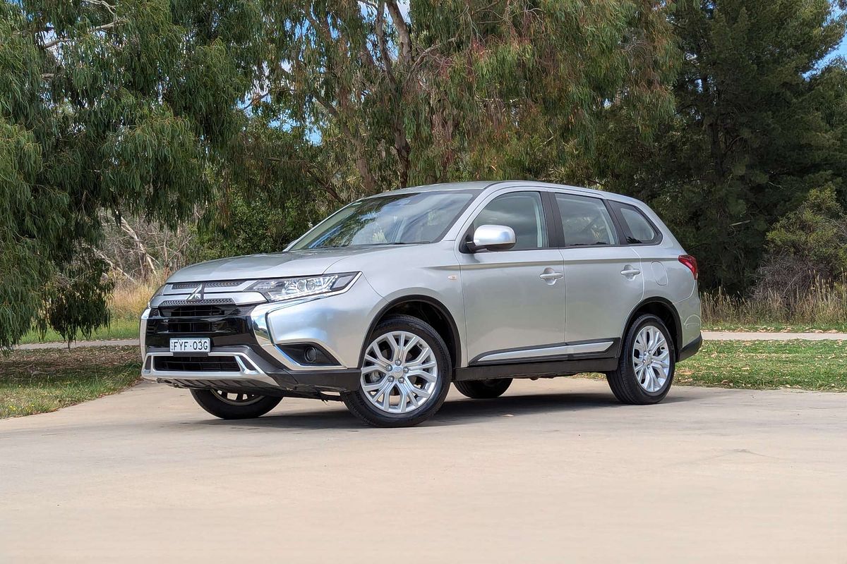 2021 Mitsubishi Outlander ES ZL